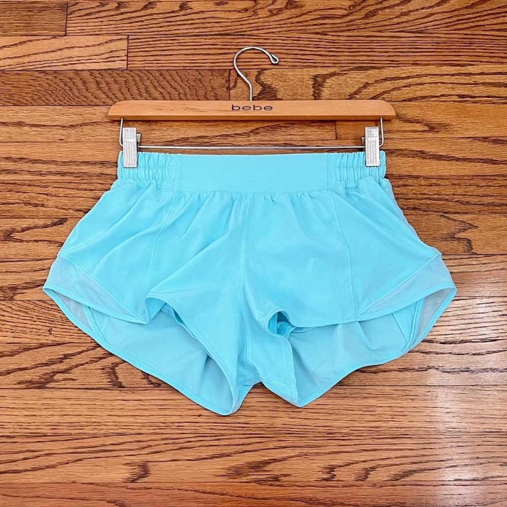 LULULEMON TEAL 2.5 LR HOTTY HOT SHORT